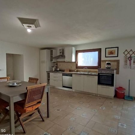 ジンバルドCasa Relax In Periferia Con Ingresso E Parcheggio Privato.アパートメント エクステリア 写真