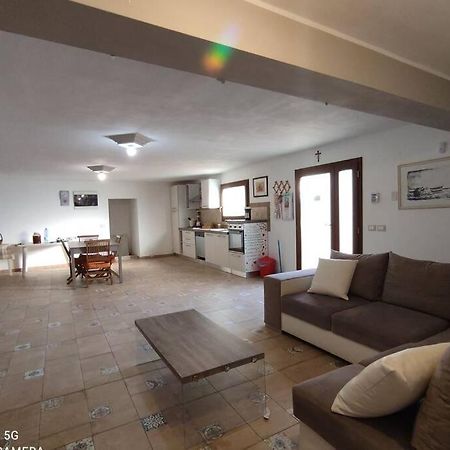 ジンバルドCasa Relax In Periferia Con Ingresso E Parcheggio Privato.アパートメント エクステリア 写真