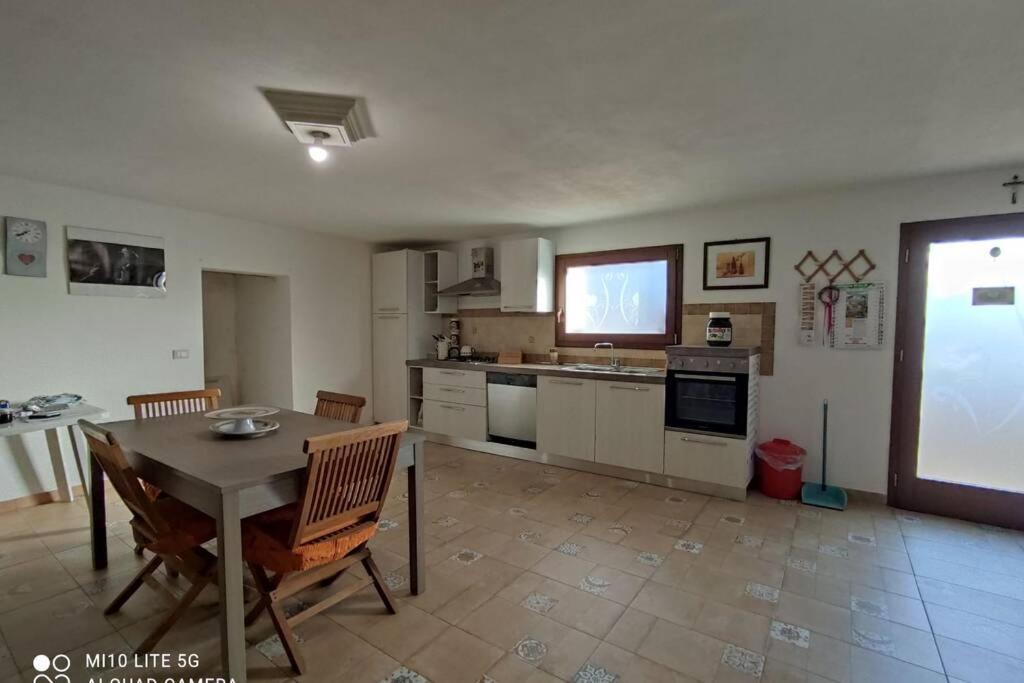 ジンバルドCasa Relax In Periferia Con Ingresso E Parcheggio Privato.アパートメント エクステリア 写真